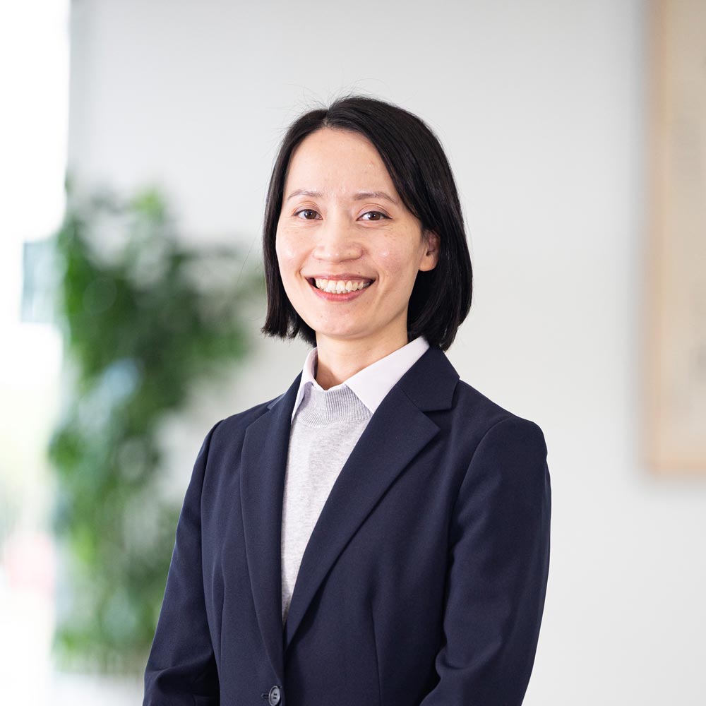 グエン ミン フオン Hover